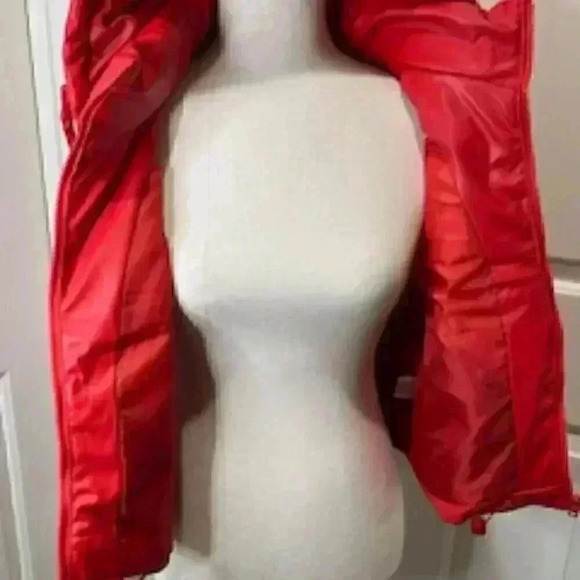 New Love  Tree Hooded Quilted Red  puffer  Vest Women’s Sz Large‎ NWT - Picture 8 of 10